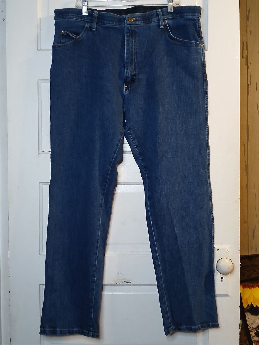 Wrangler Rugged Wear Flex Jeans Men 40x32 Blue Straight Relaxed Fit Stretch